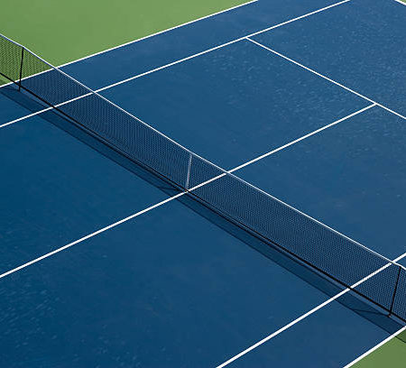 Qu’est-ce qu’un Court de Tennis en Béton Poreux à Nice ?