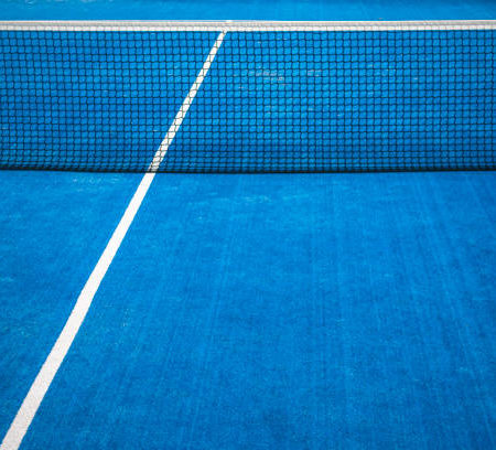 Le Coût Moyen d’Engager un Constructeur de Court de Tennis à Nice pour un Hôtel