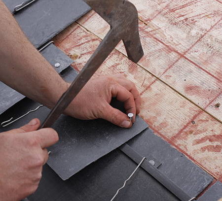 Comment un charpentier à Sainte-Foy-lès-Lyon peut-il optimiser la fonctionnalité de votre grenier?